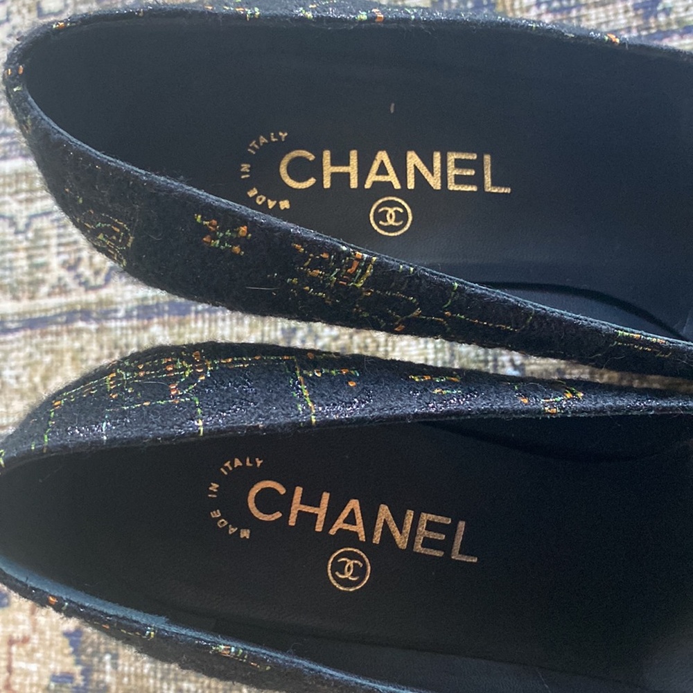 CHANEL Black Tweed bow Heels 40 - Picture 4 of 7